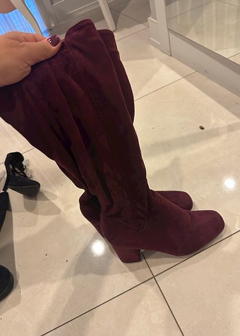 Kemal Tanca Bordo Süet Stiletto Topuklu Diz Boyu Bot