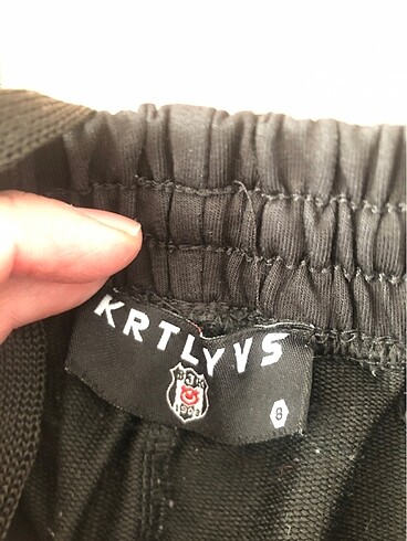 8 Yaş Beden Beşiktaş eşofman takımı