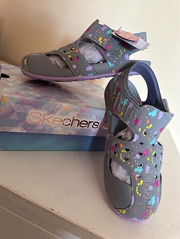 34 Beden SKECHERS Side Wave
