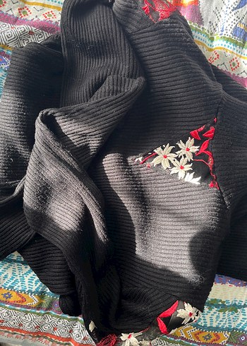 Siyah Yünlü Yüksek Yakalı Örgü Kadın Elbise - Görsel 3