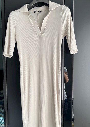 Ekru Piliseli V Yakalı Uzun Elbise - Görsel 2