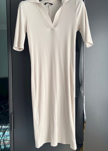 Ekru Piliseli V Yakalı Uzun Elbise - Görsel 3