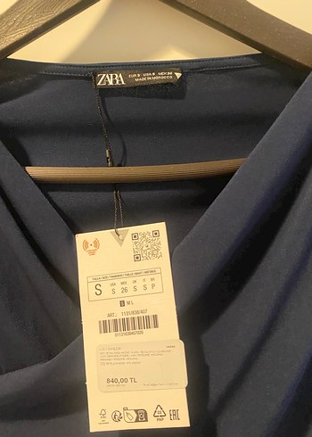 Zara V Yakalı Drapeli Bluz - Görsel 3