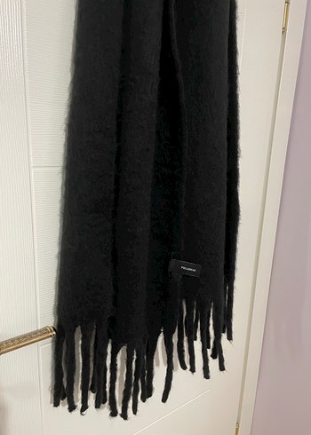 Pull & Bear Moher Efektli kadın atkı - Görsel 3