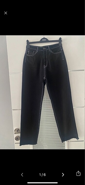 Stradivarius Kontras dikişli jean