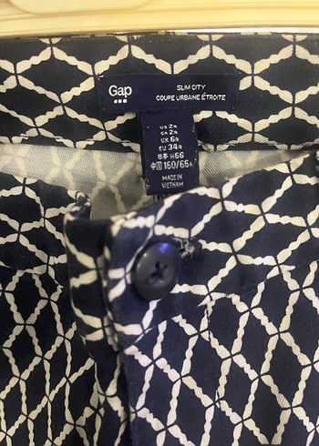 Gap beyaz ve lacivert üzeri Yılan Desenli Kadın Kumaş Pantolon - Görsel 5