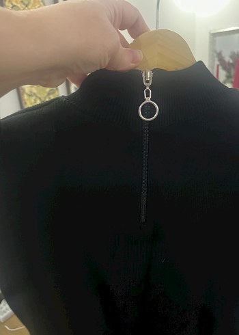 Siyah Yüksek Yakalı Kolsuz Uzun Elbise - Görsel 3