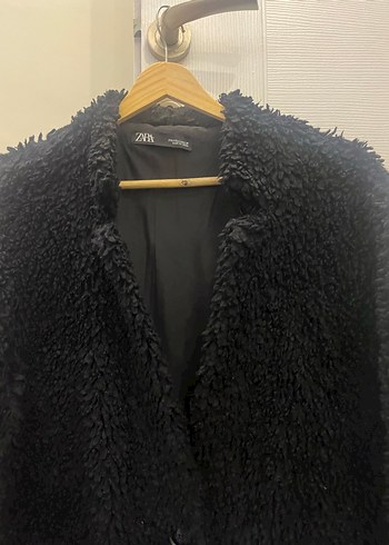 Zara Siyah Kürk Detaylı Midi Kadın Kaban - Görsel 6