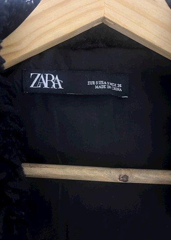 Zara Siyah Kürk Detaylı Midi Kadın Kaban - Görsel 4