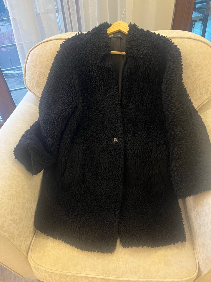 Zara Siyah Kürk Detaylı Midi Kadın Kaban - Görsel 5