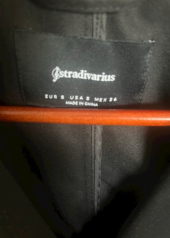 Stradivarius Düğmeli Siyah Uzun Kadın Trençkot - Görsel 5