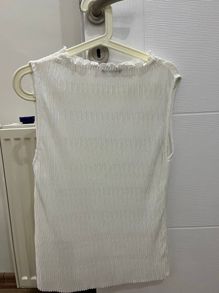 Zara Beyaz Kolsuz Pilili bluz - Görsel 3