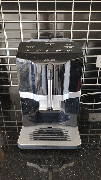 Çekirdekli kahve makinesi
