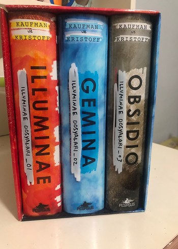 Illuminae Dosyaları 3'lü Roman Seti