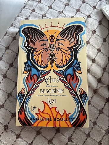 Ateş bekçisinin kızı kitap (ciltsiz)