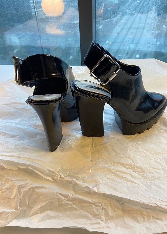 Zara Hype Rugan - Görsel 3