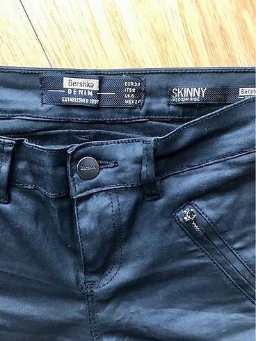34 Beden BERSHKA SKINNY