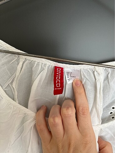 H&M Tshirt