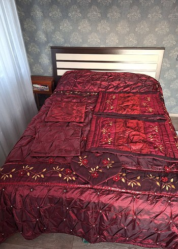 Bordo Nakışlı Yatak Örtüsü Seti - Görsel 10