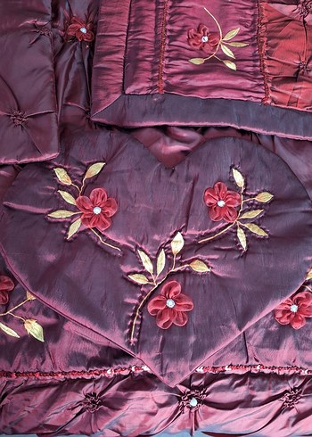 Bordo Nakışlı Yatak Örtüsü Seti - Görsel 6