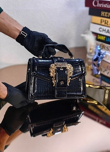  ? Versace ?Size: [??:16;??:23] 