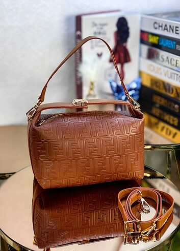  Beden Fendi ? Size:[??:14cm;??:25cm] ?