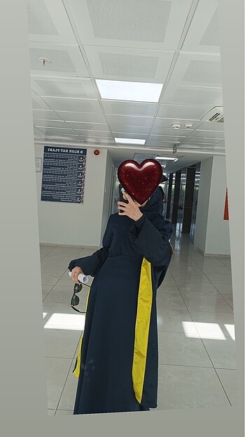 Birgül bektaş saten abiye - Görsel 3