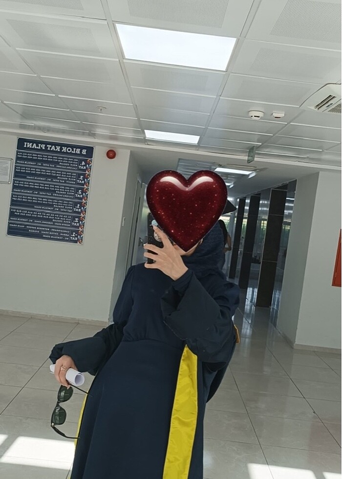 Birgül bektaş saten abiye - Görsel 5