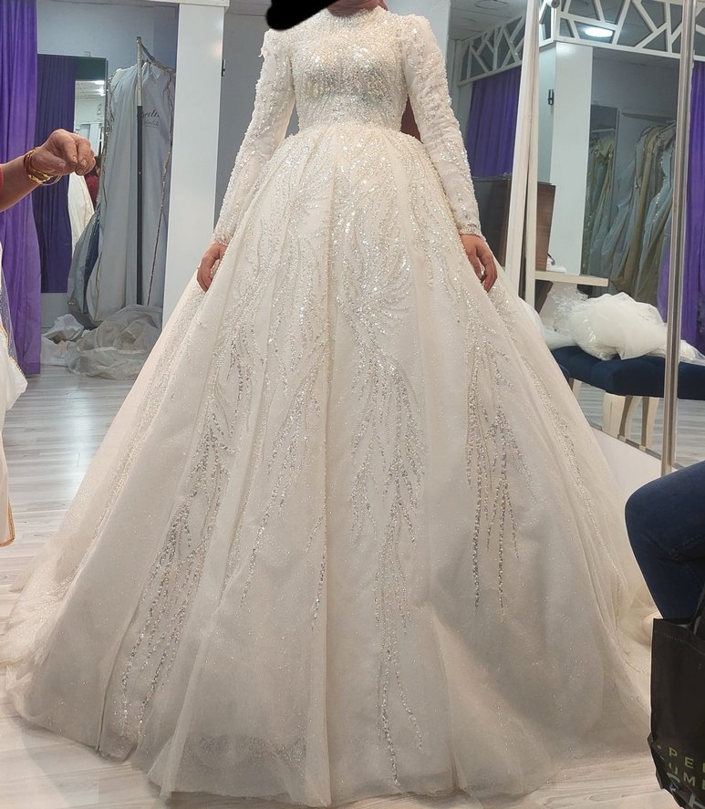 Uzun Kol Detaylı Prenses Gelinlik - Görsel 2