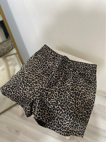 Trendyol & Milla LEOPAR ŞORT