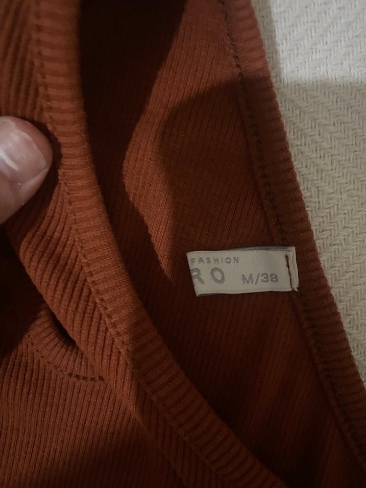 Zincir Detaylı Kahverengi Kadın Vücut Zinciri - Görsel 3