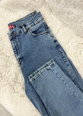 Kadın Mavi Denim Midi Boy Rahat Kot Pantolon