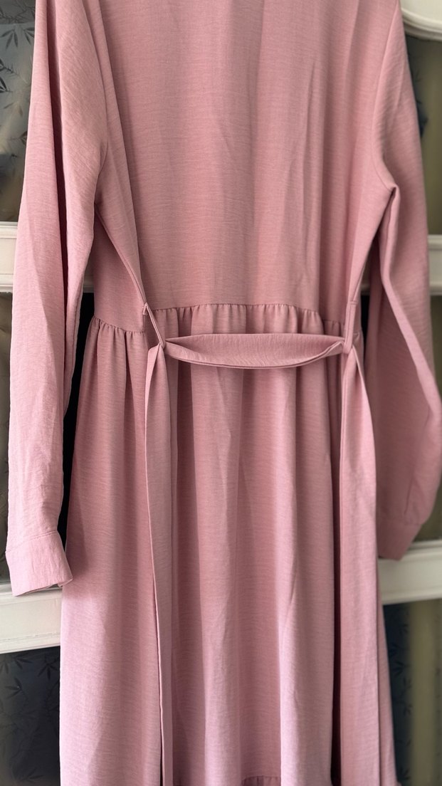 Pembe Düğmeli Uzun Ayrobin Elbise - Görsel 4