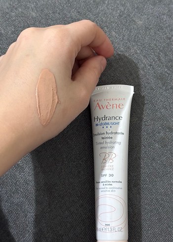 Avène Hydrance BB Krem SPF 30 40 ml - Görsel 2