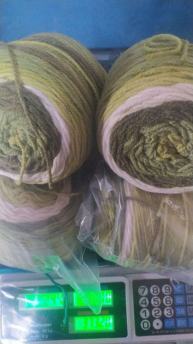 yeşil Ebruli kek ipler 6 yumak - Görsel 4