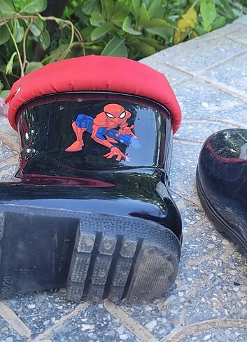 29 Beden siyah Renk Spider yağmur botu