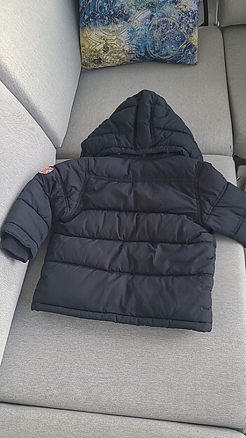 4 Yaş Beden lacivert Renk Hm 3 -4 yaş mont