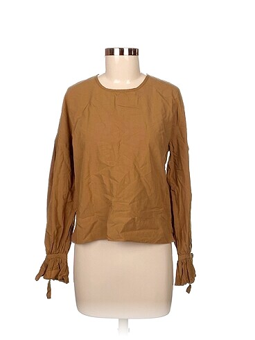 Stradivarius Bluz %70 İndirimli.