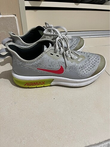 Nike Nike kız çocuk spor ayakkabı