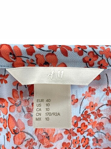 40 Beden çeşitli Renk H&M Gömlek %70 İndirimli.