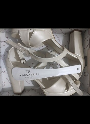 38 Beden beyaz Renk Marcatelli gelin ayakkabısı 