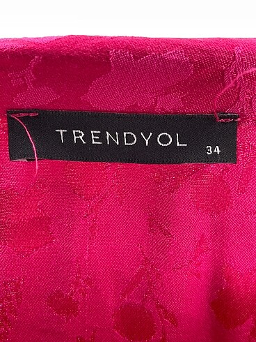 34 Beden pembe Renk Trendyol & Milla Kısa Elbise %70 İndirimli.