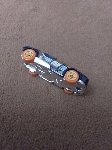  Beden Renk Hot wheels fash fish sıfır