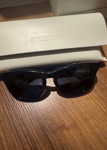 Burberry Koyu Mavi çocukGüneş Gözlüğü - Görsel 5