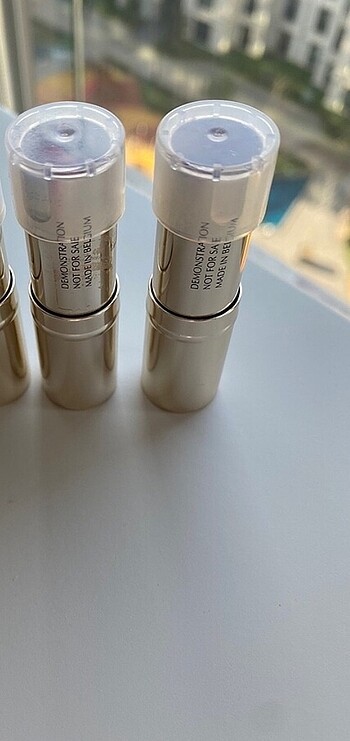 Beden çeşitli Renk Estee lauder ruj 2 adet