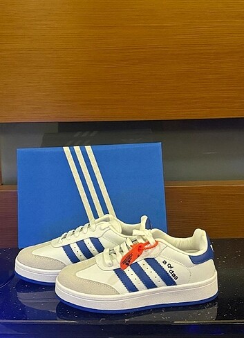 Adidas Adidas #sporayakkabı #kadın 