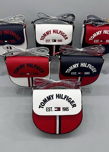Tommy Hilfiger askılı çanta #çanta Ölçüleri 22*24 cm