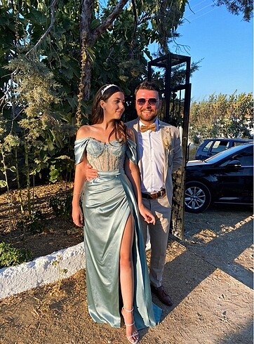 Yeşil abiye