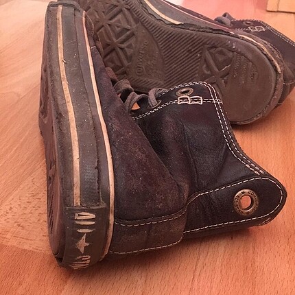 38 Beden siyah Renk Deri converse