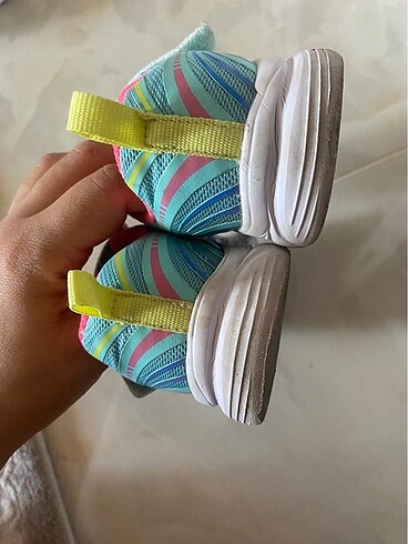 24 Beden Skechers